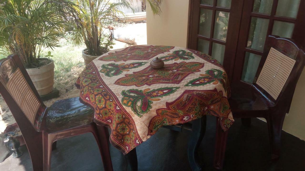 Sampathaa Residence Negombo Rum bild