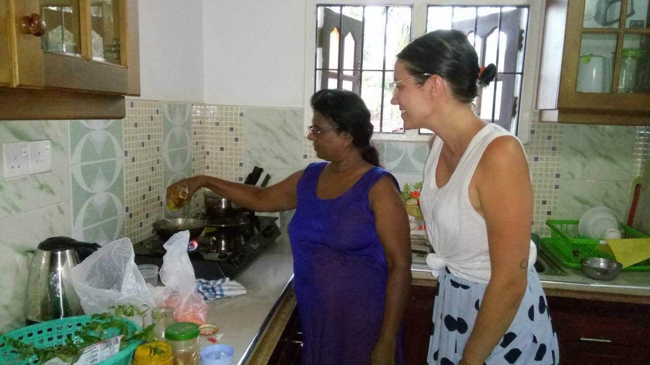Sampathaa Residence Negombo Exteriör bild